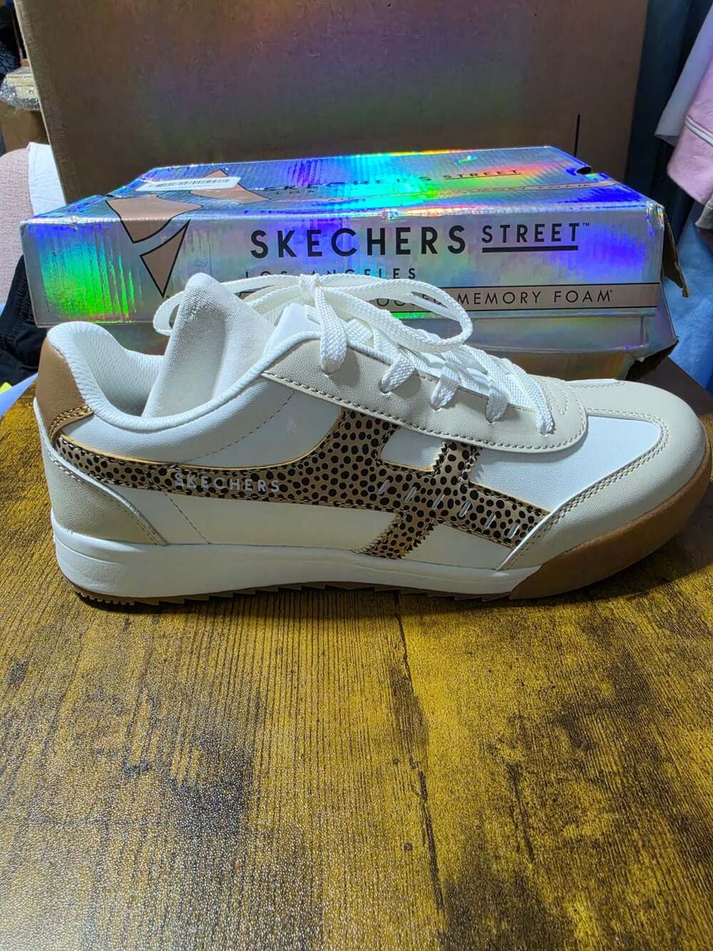 Women Skechers Zinger 2.0 Concrete Safari Sneaker White Leopard